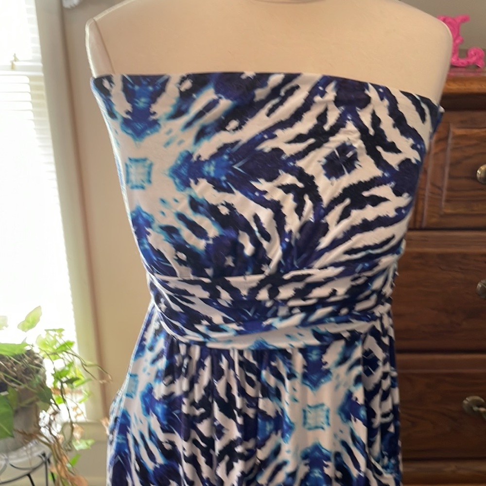 Cynthia Rowley Abstract print strapless maxi dress size medium - Picture 2 of 5